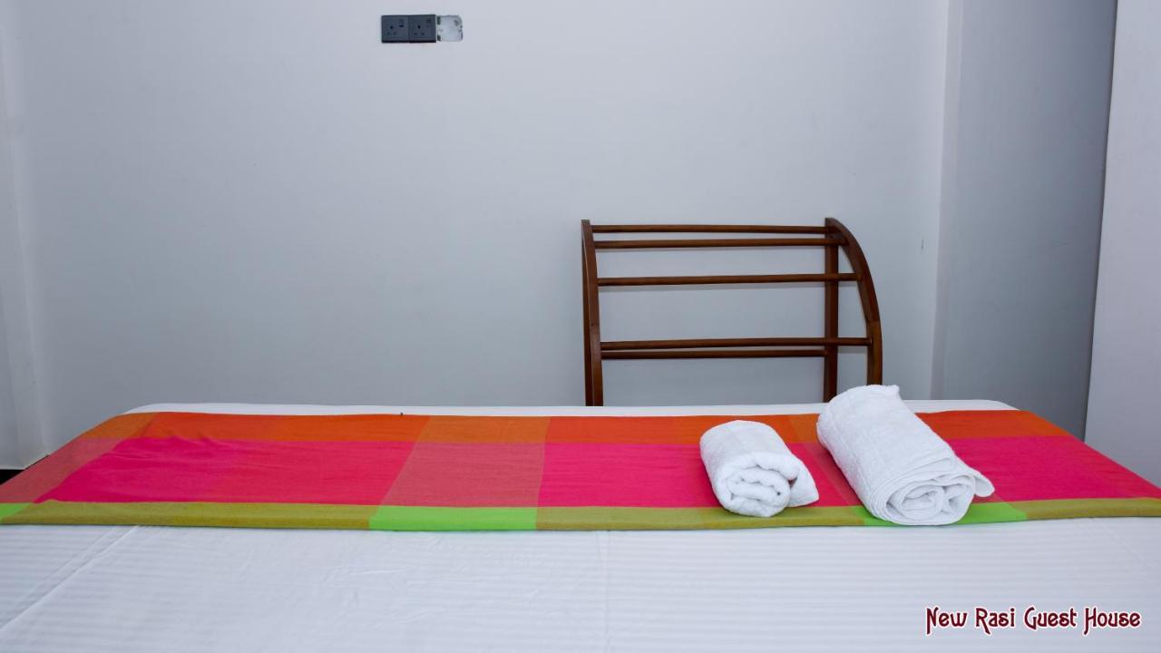 New Rasi Guest House 丹不拉 外观 照片